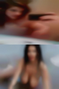 Chat hour horny wife.