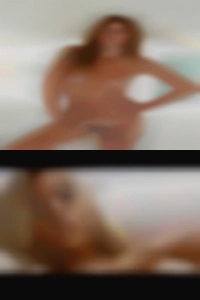 Any bi females ladies into femdom?